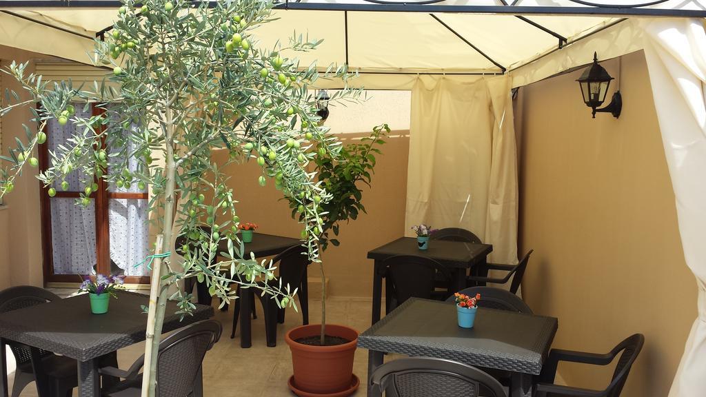 Affittacamere Il Terrazzo Di Archimede Syrakus Exterior foto