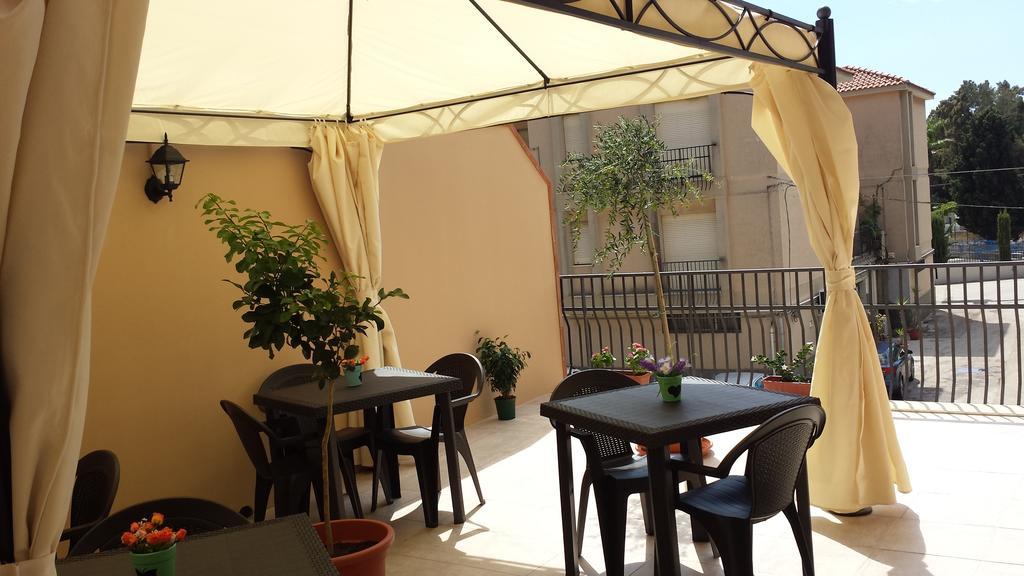 Affittacamere Il Terrazzo Di Archimede Syrakus Exterior foto