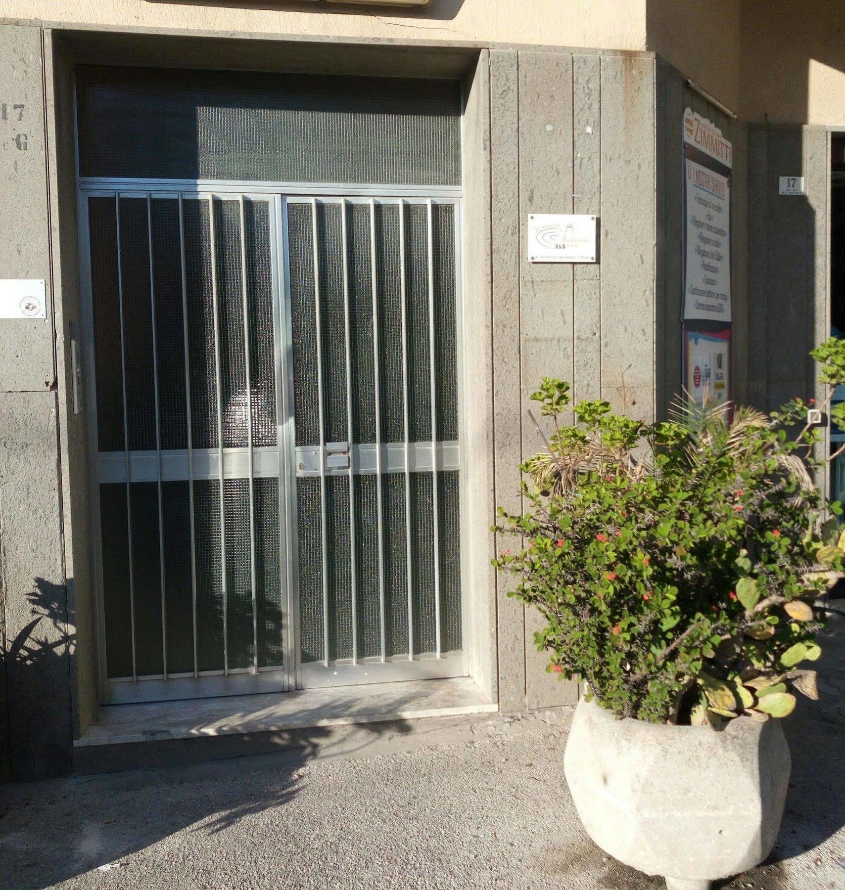 Affittacamere Il Terrazzo Di Archimede Syrakus Exterior foto